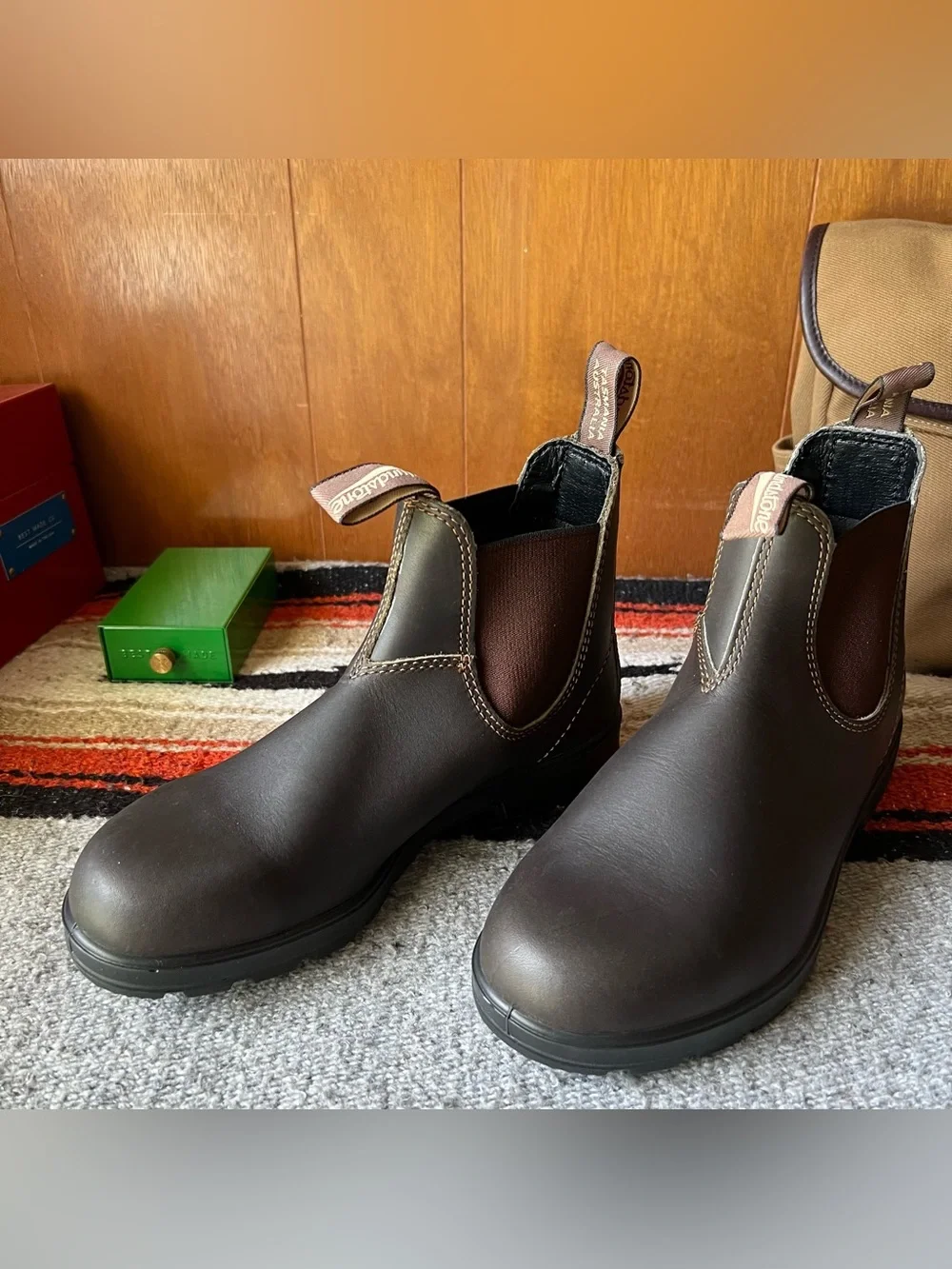 Blundstone Chelsea Boots Brown Leather - Picture 6 of 13